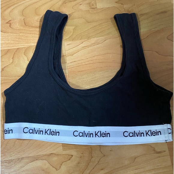 BUNDLE Girls Calvin Klein Bralette - Picture 4 of 7